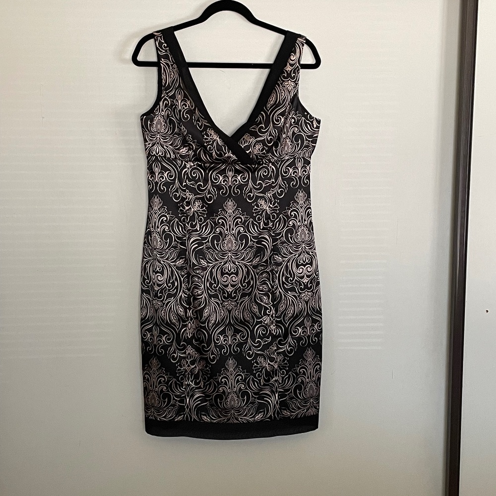 Eye catching party dress, size 10